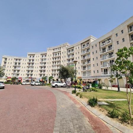 Lord Krishna Place Vrindavan Ngoại thất bức ảnh