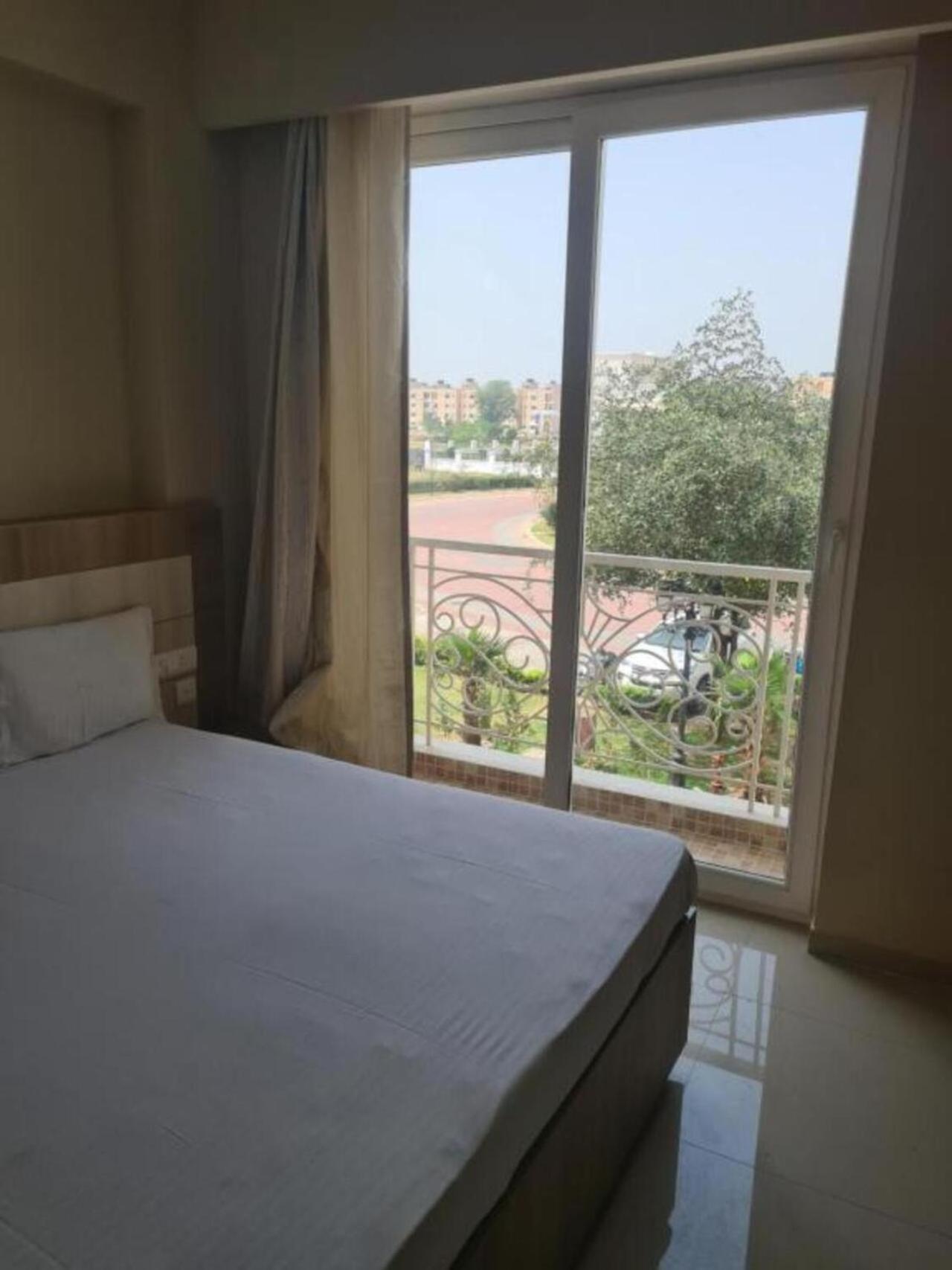 Lord Krishna Place Vrindavan Ngoại thất bức ảnh